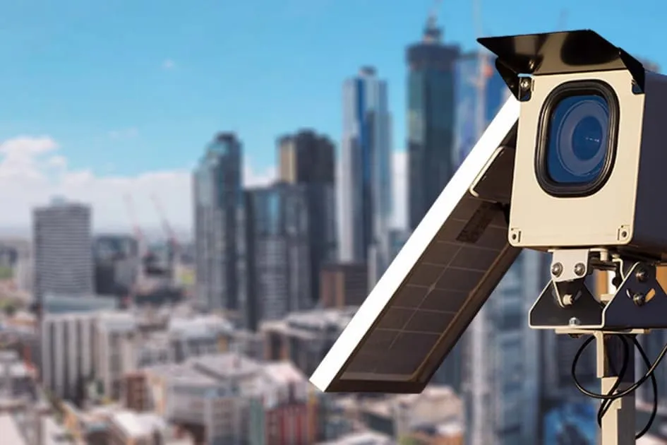 Five Reasons to Use a Solar-Powered Construction Camera